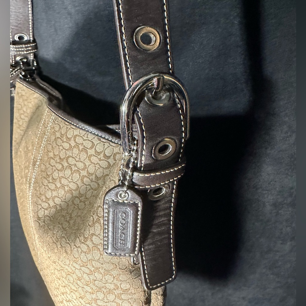 Coach Purse Small print Tote, Bag, crossbody Suede Leather - Picture 10 of 13
